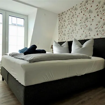 Bernstein & Breakfast 12 Appartement *